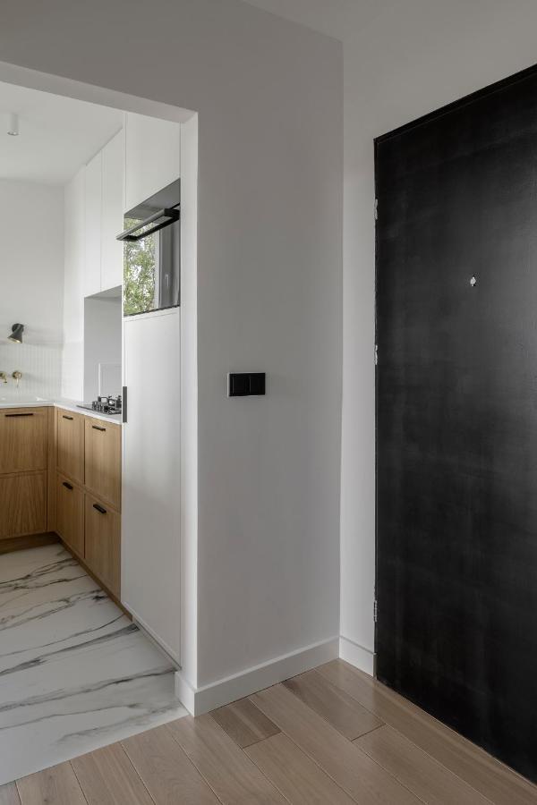 Stylowy Apartament Przy Metrze วอร์ซอ ภายนอก รูปภาพ