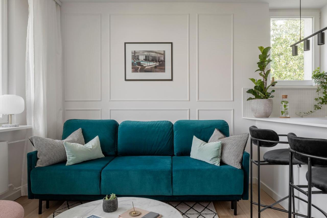 Stylowy Apartament Przy Metrze วอร์ซอ ภายนอก รูปภาพ