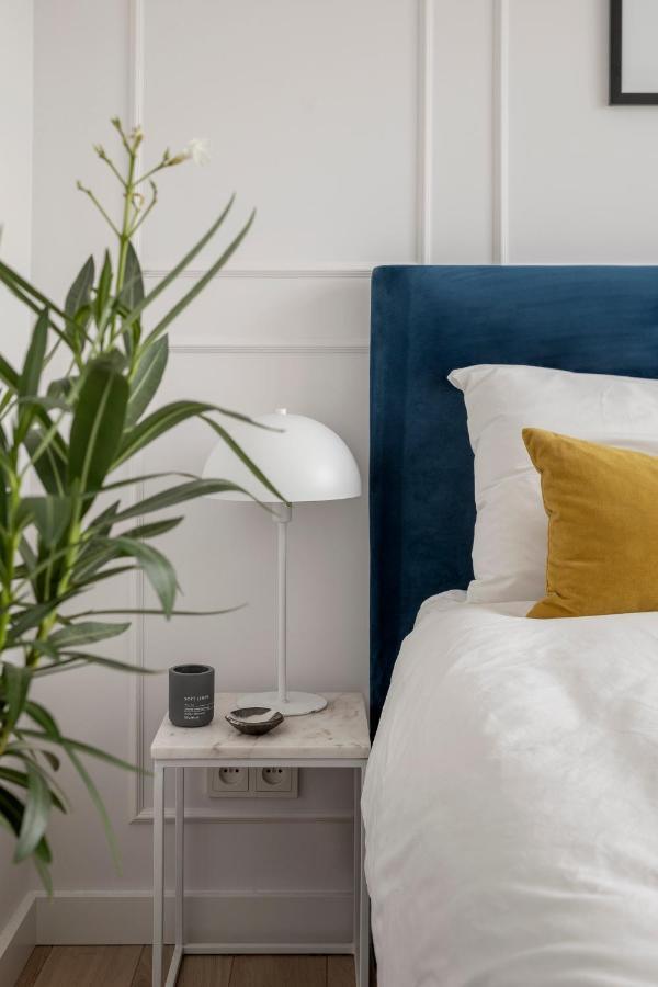 Stylowy Apartament Przy Metrze วอร์ซอ ภายนอก รูปภาพ