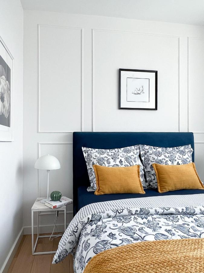 Stylowy Apartament Przy Metrze วอร์ซอ ภายนอก รูปภาพ