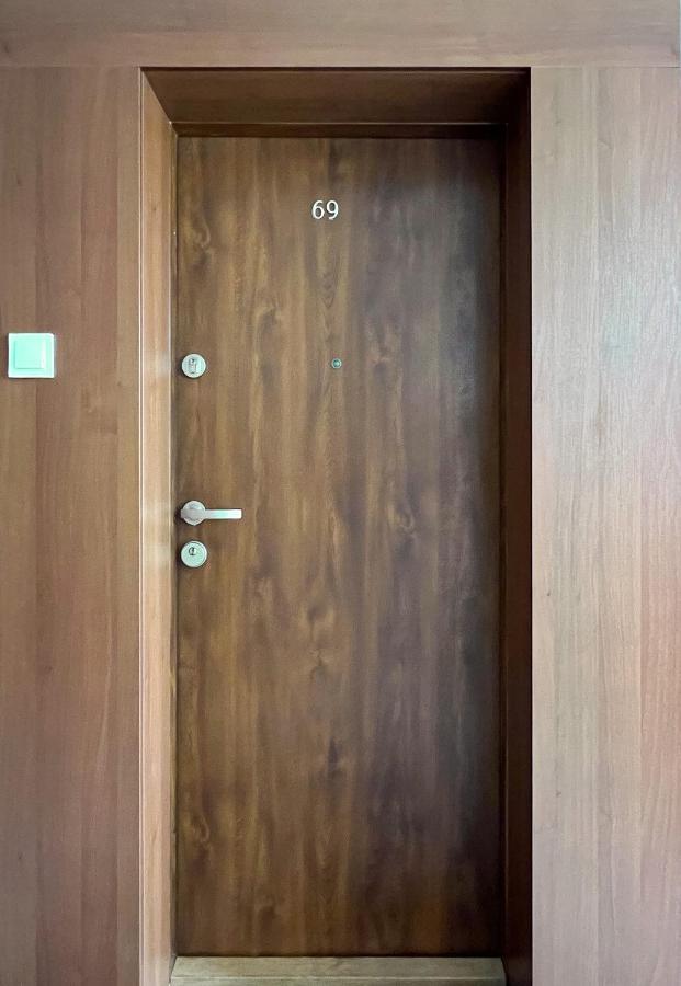 Stylowy Apartament Przy Metrze วอร์ซอ ภายนอก รูปภาพ